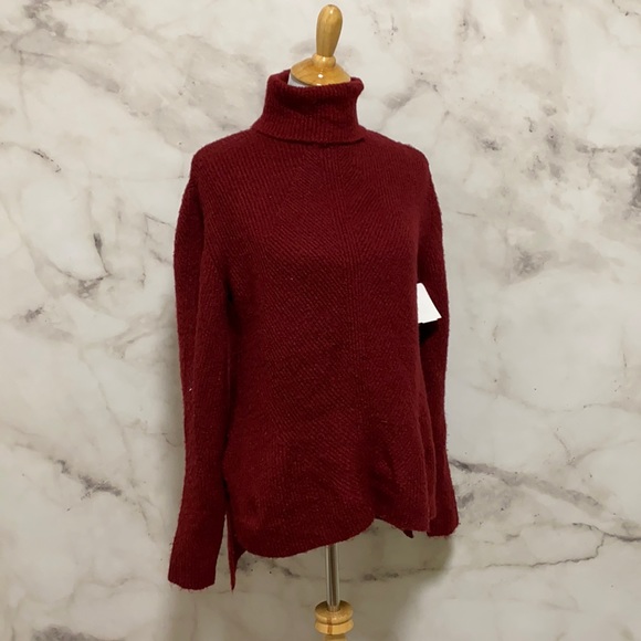 Sweet Romeo Wine Red Ribbed Turtleneck Tunic Sweater - Picture 2 of 9